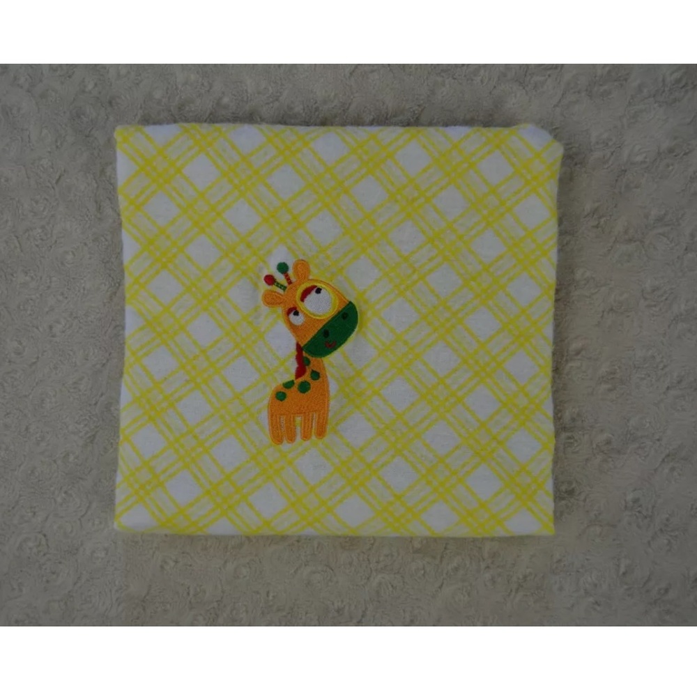 Nuby Giraffe Baby Receiving Blanket Yellow White Plaid Flannel Orange Green